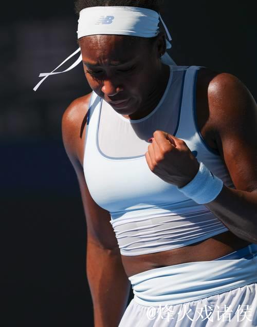 高芙2-1逆转本西奇豪取中网九连胜 晋级女单八强